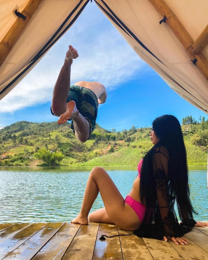 Aw Guatape Glamping Resort מראה חיצוני תמונה