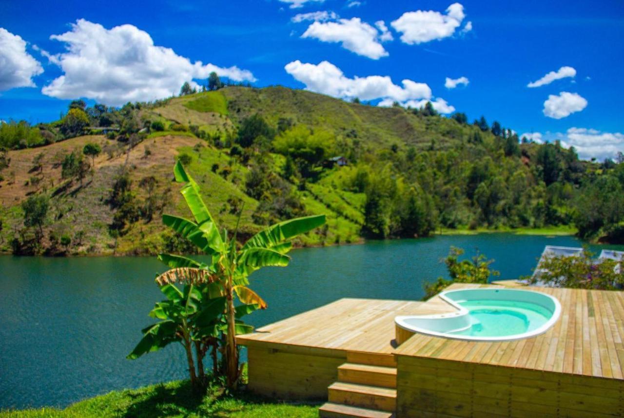 Aw Guatape Glamping Resort מראה חיצוני תמונה